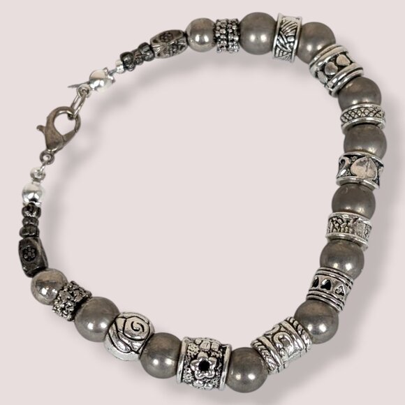 V. Silver Tone Beaded Bracelet - Picture 2 of 6